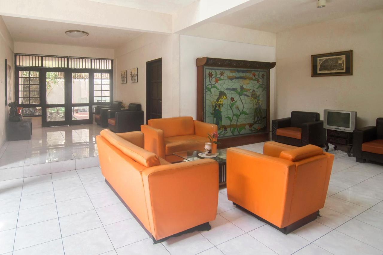 Oyo 201 Emdi House Timoho Hotel Yogyakarta Exterior photo